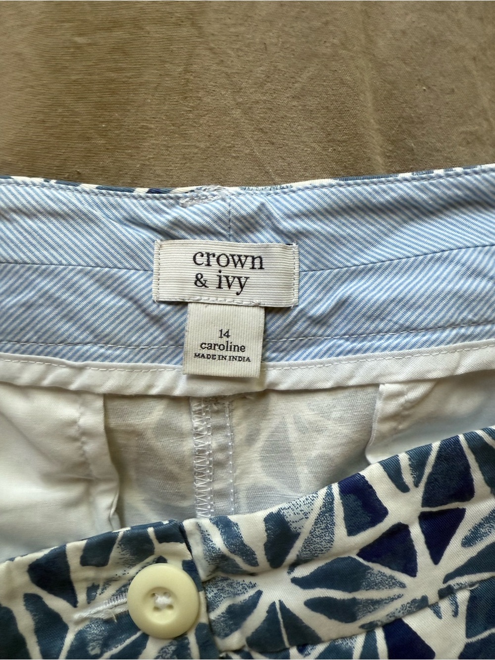 crown & ivy Blue and White Geometric Print Jean Shorts - Picture 2 of 3